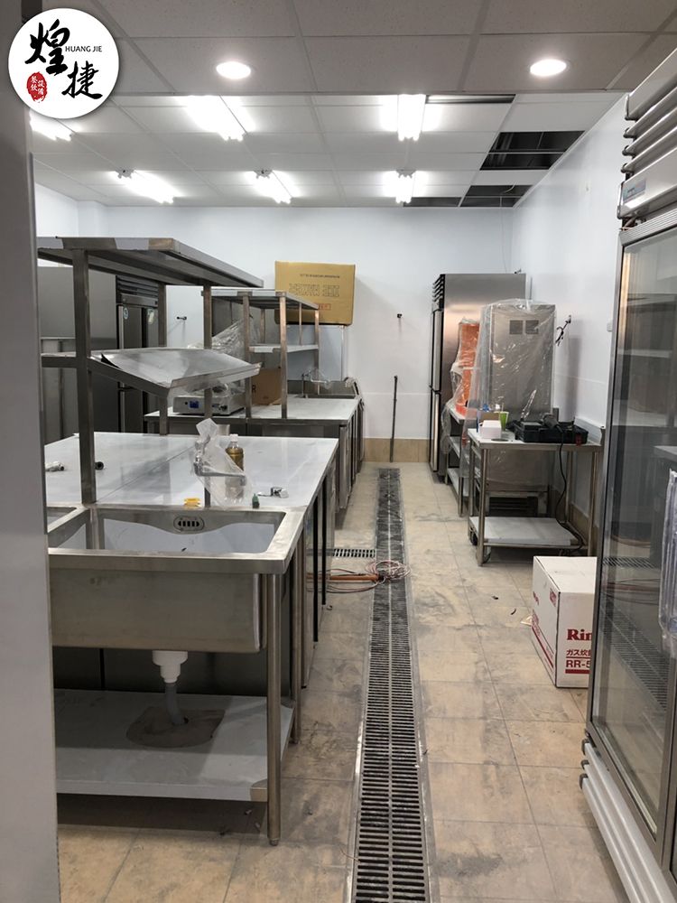 小胖鮮鍋公益店 (3).jpg